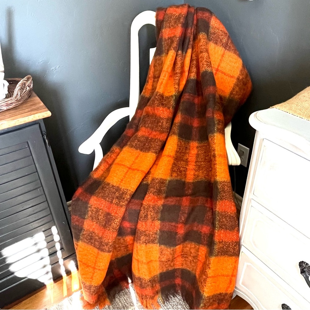 Edinburgh Woollen Mill Throw